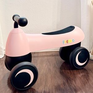 FREDDO TOYS Pink Toddler Balance Bike
